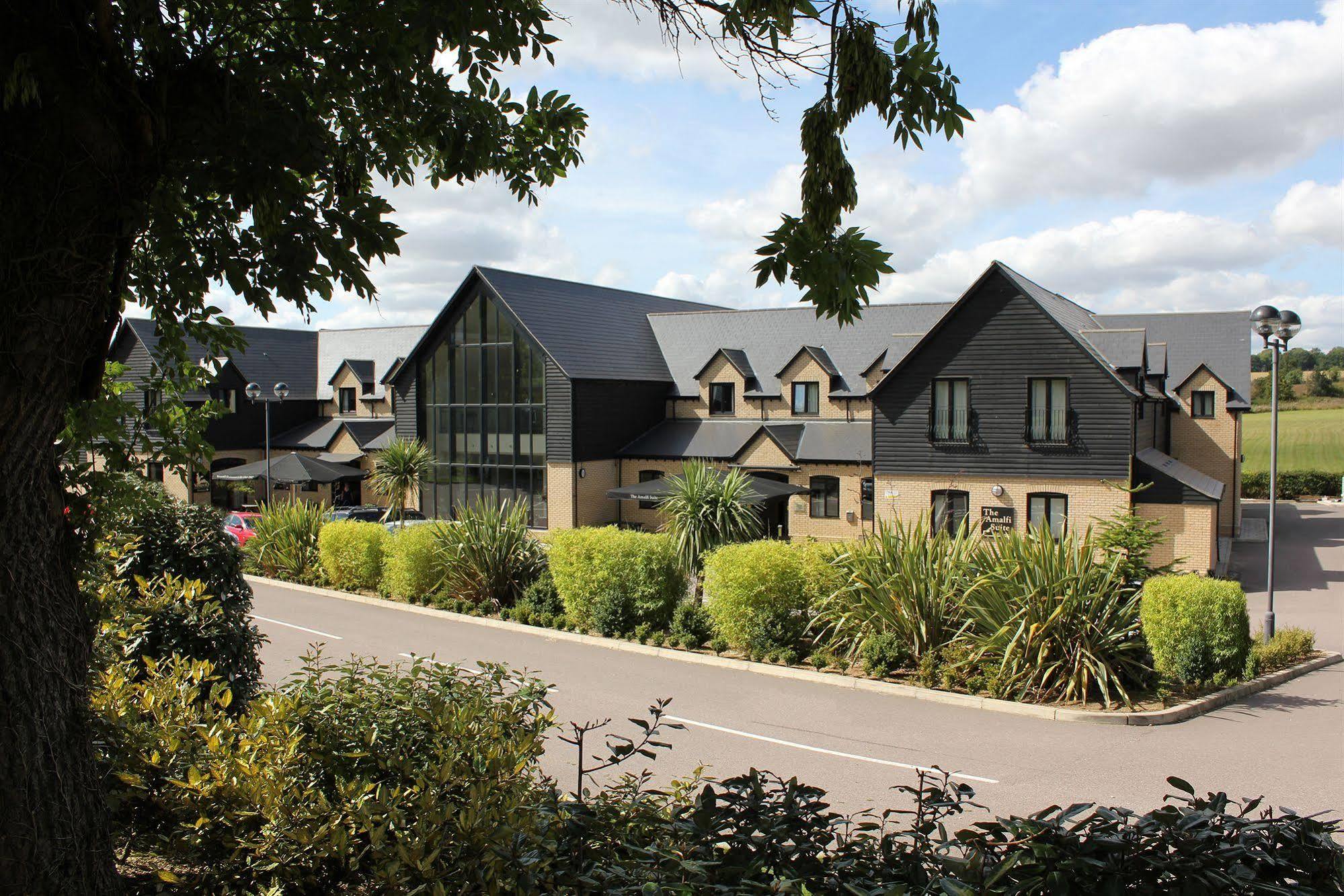 The Sharnbrook Hotel Exteriör bild